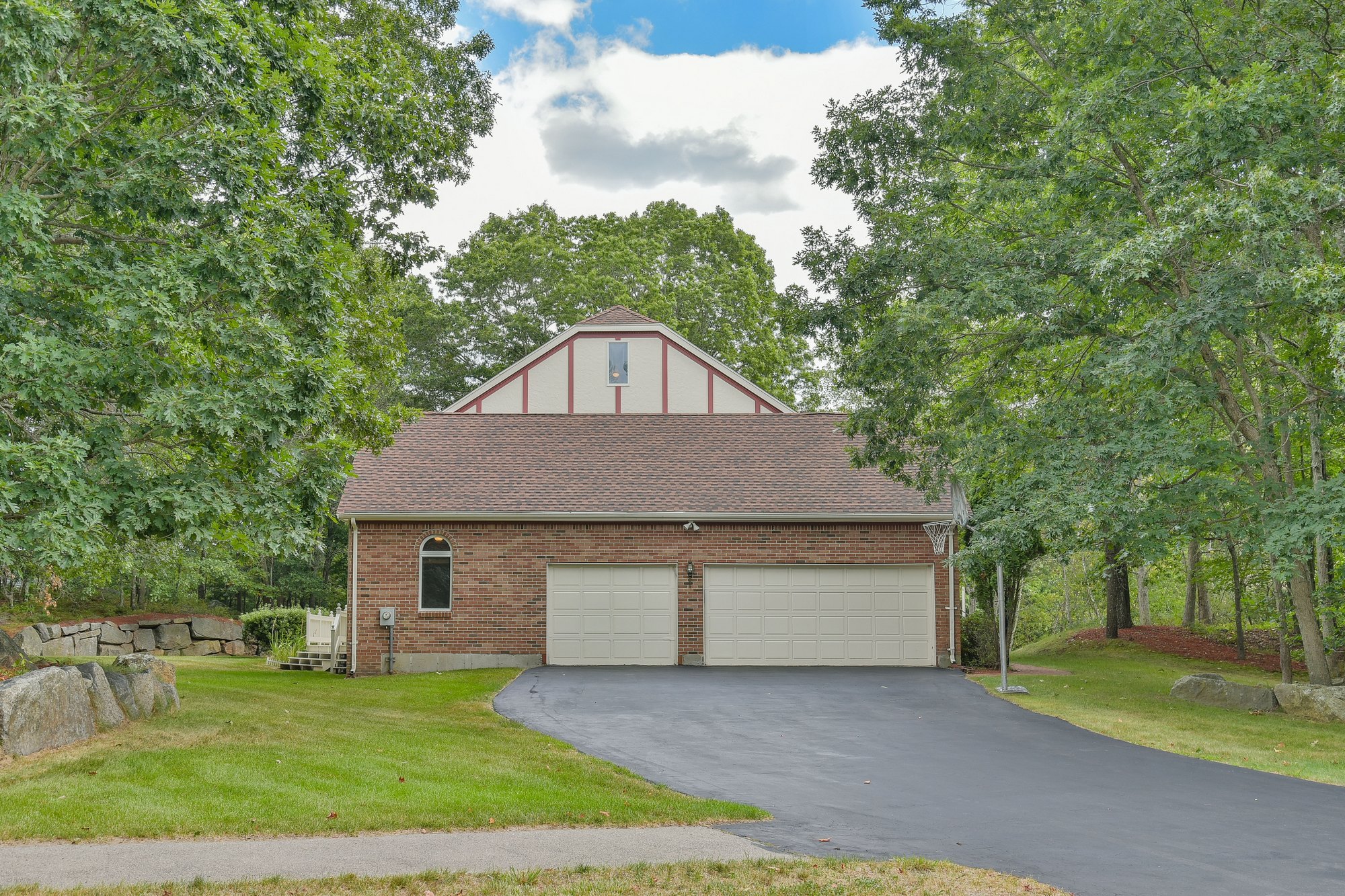 3 car garage